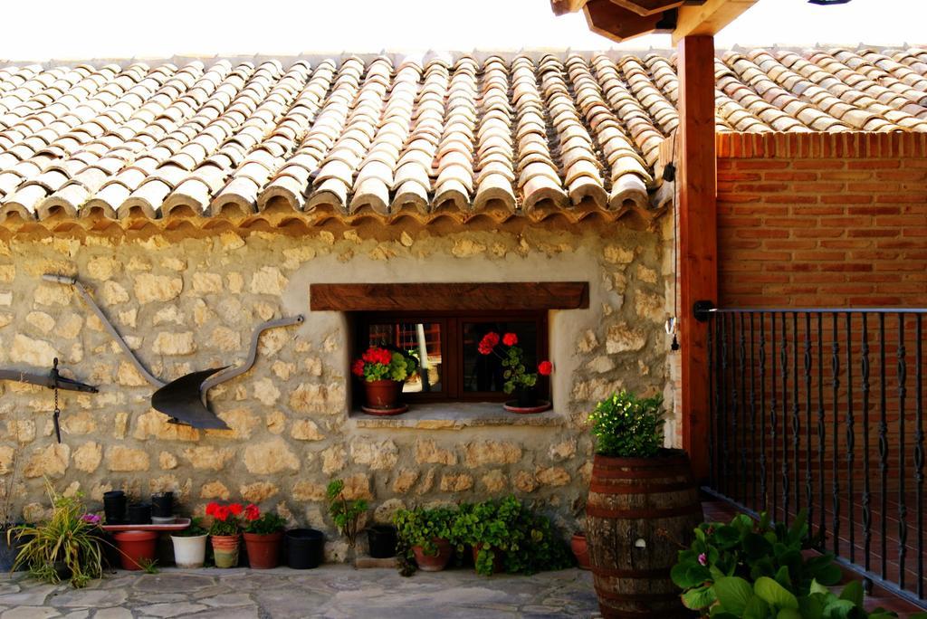 Hostal Rincon Del Cierzo Lécera Exterior foto